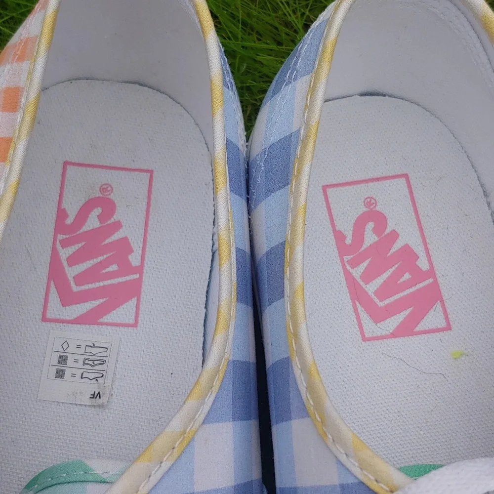 Like New Vans Gingham Embroidered Cherry, Women 12, Men 10.5 - Picture 6 of 11